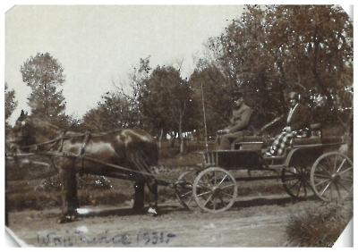 Letnicy podnajmujący kwaterę w pałacu Poletyłów. Wojsławice 1931. Zbiory Fundacji